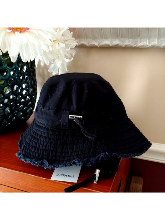 Jacquemus Le Bob Artichaut Bucket Hat Frayed Edge Logo Hamptons Resort Luxury main image 5